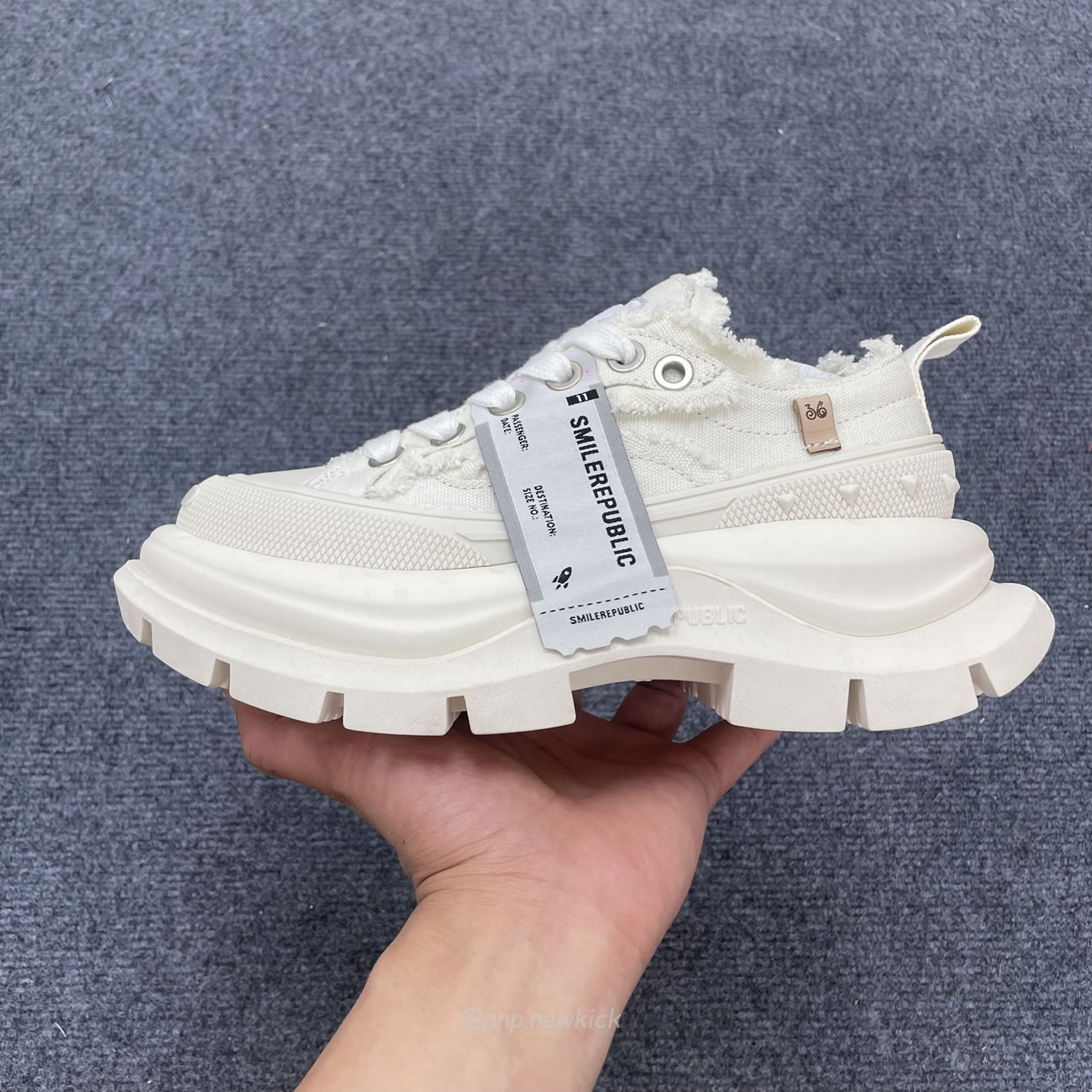 Smile Republic 2.0 Classic Black White Low Top Sneaker (7) - www.newkick.vip